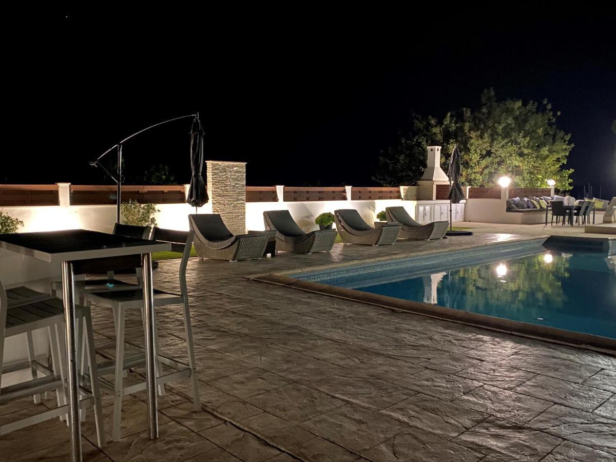 The Belvedere Villa Latchi Экстерьер фото